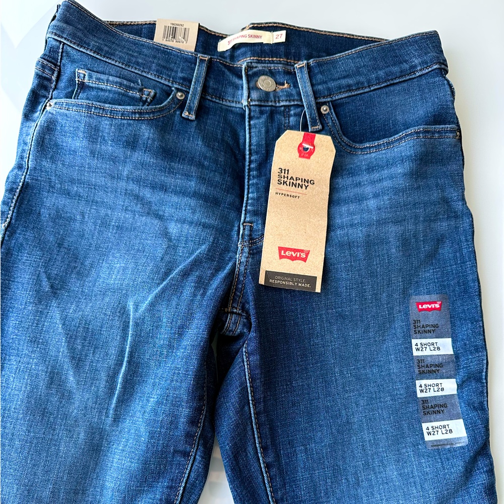 Levi’s women’s 311 shaping skinny jeans
